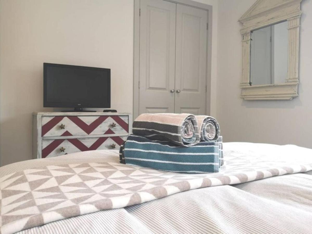 The Little House, Boutique Home Near The Sea Chichester Luaran gambar